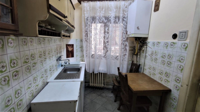Vânzare apartament 4 camere, în bloc-vilă, Icoanei-Piața Spaniei