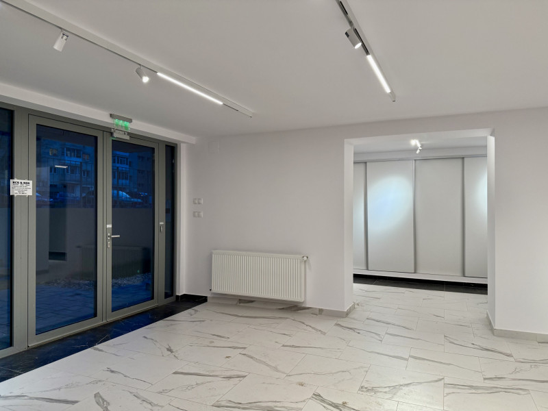 Prima inchiriere 2 camere bloc nou Lacul Tei