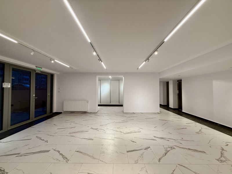 Prima inchiriere 2 camere bloc nou Lacul Tei