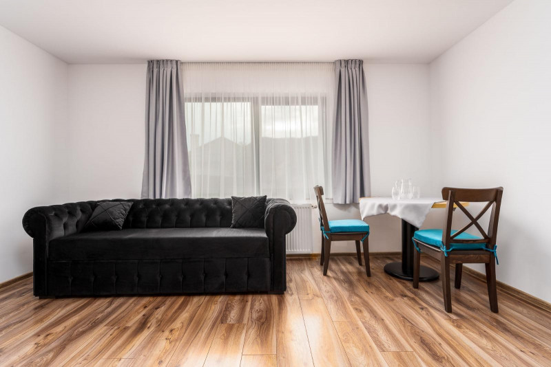 Vanzare - investitie la cheie - pensiune Voronet 8 camere 2023 - totul nou!