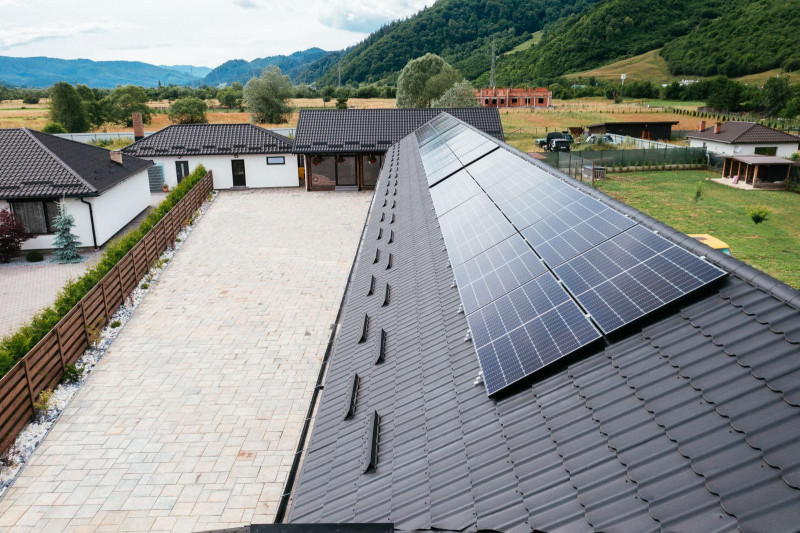 Vanzare - investitie la cheie - pensiune Voronet 8 camere 2023 - totul nou!