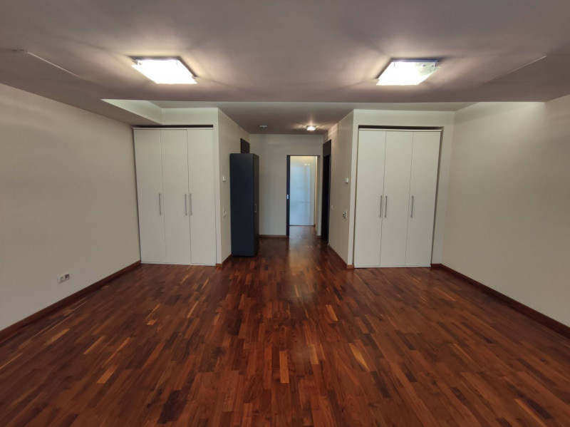 Inchiriere apartament 4 camere Erou Iancu Nicolae Baneasa