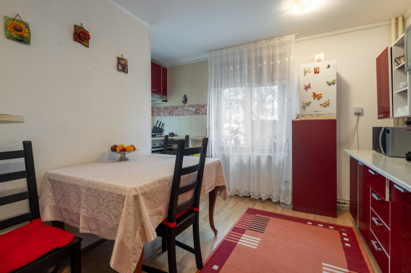 Apartament 4 camere, ultracentral Otopeni