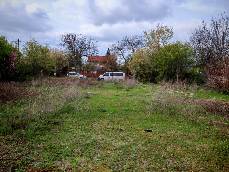 INVESTIȚIE REALĂ SIGURĂ, 2100 MP STRAULESTI