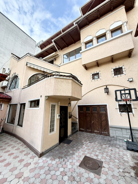 Complex de imobile cu functiune multipla, Dorobanti