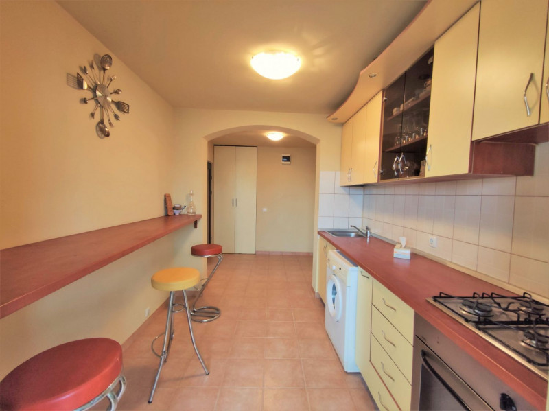 Vanzare apartament 3 camere Aparatorii Patriei