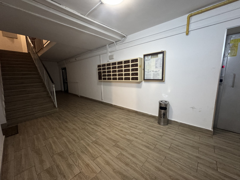 Apartament 3 camere Vatra Luminoasa