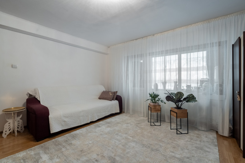 Apartament 4 camere, ultracentral Otopeni