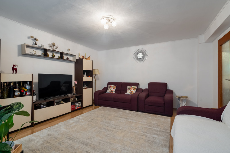 Apartament 4 camere, ultracentral Otopeni