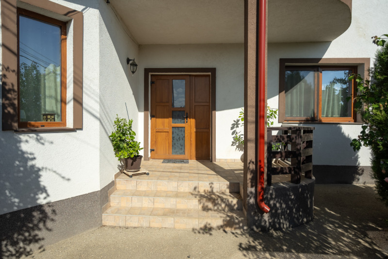 Casa de familie in Saftica