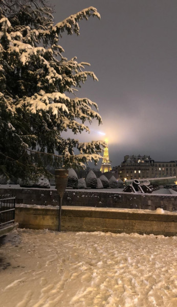 Apartament 5 camere Moșilor - Corbeni