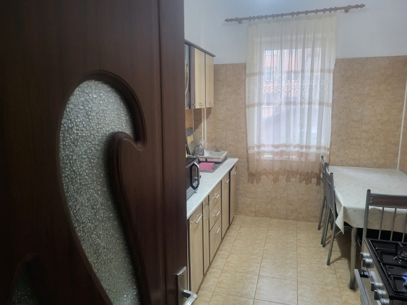 Apartament 5 camere Moșilor - Corbeni