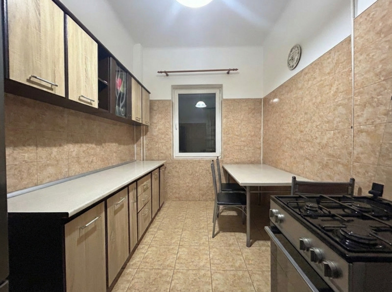 Apartament 5 camere Moșilor - Corbeni