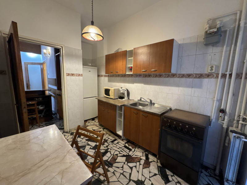 Vânzare apartament 3 camere Eminescu