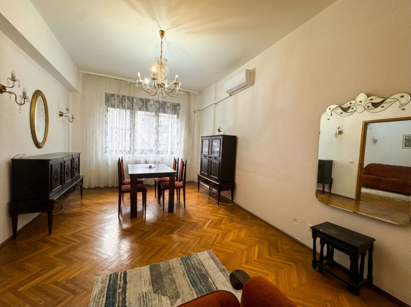 Vânzare apartament 3 camere Eminescu