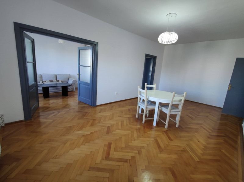 Inchiriere apartament 2 camere Eminescu Romana