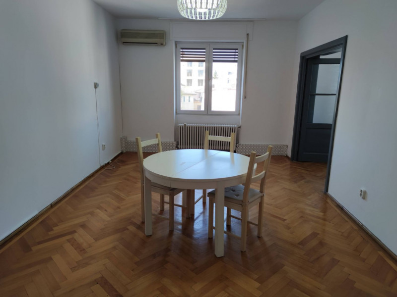 Inchiriere apartament 2 camere Eminescu Romana