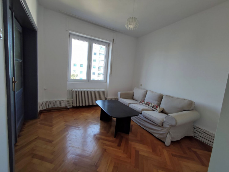 Inchiriere apartament 2 camere Eminescu Romana