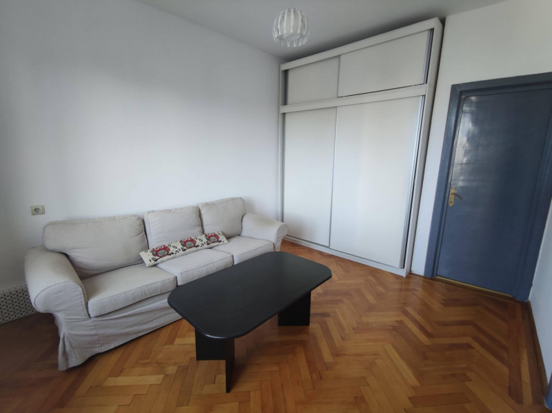 Inchiriere apartament 2 camere Eminescu Romana