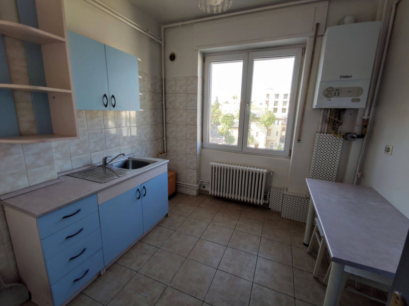 Inchiriere apartament 2 camere Eminescu Romana