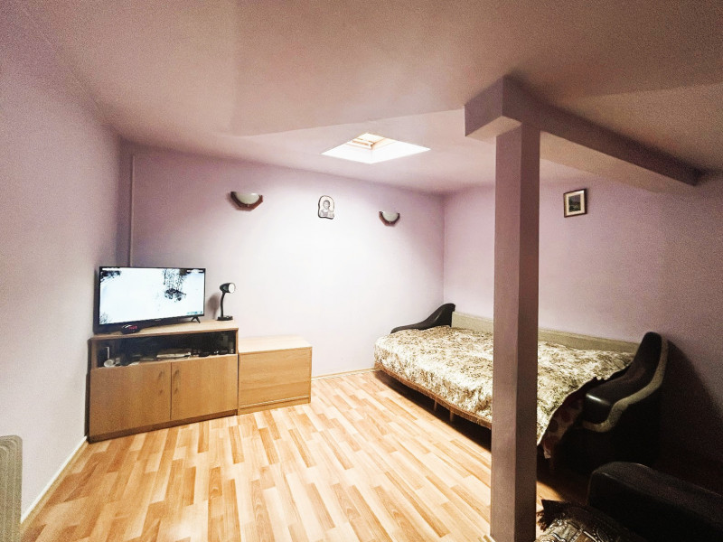 VAND MANSARDA CINEFILULUI