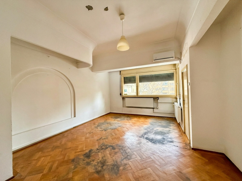 Vila mediteraneană la Grădina Icoanei