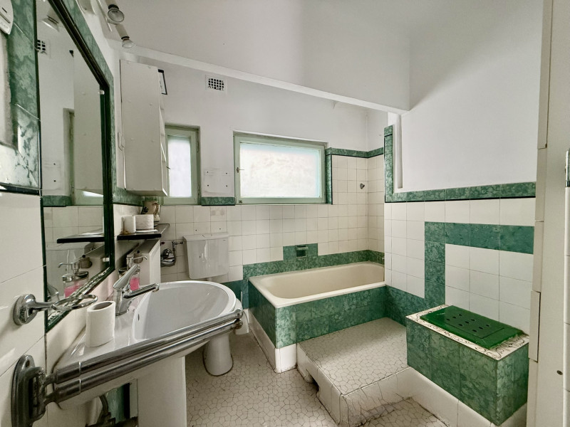 Vila mediteraneană la Grădina Icoanei