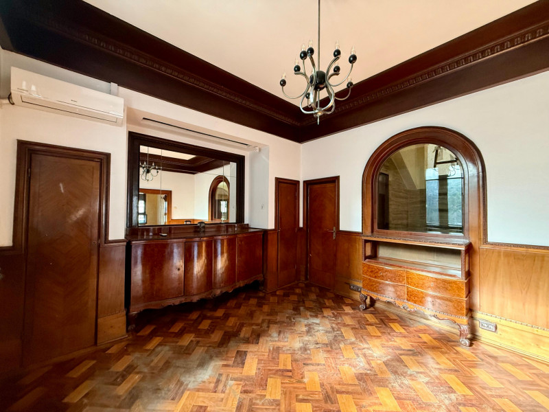 Vila mediteraneană la Grădina Icoanei