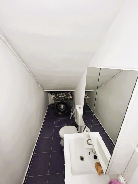 VAND TREI CAMERE, DECOMANDAT, MUNCII-CALARASILOR 