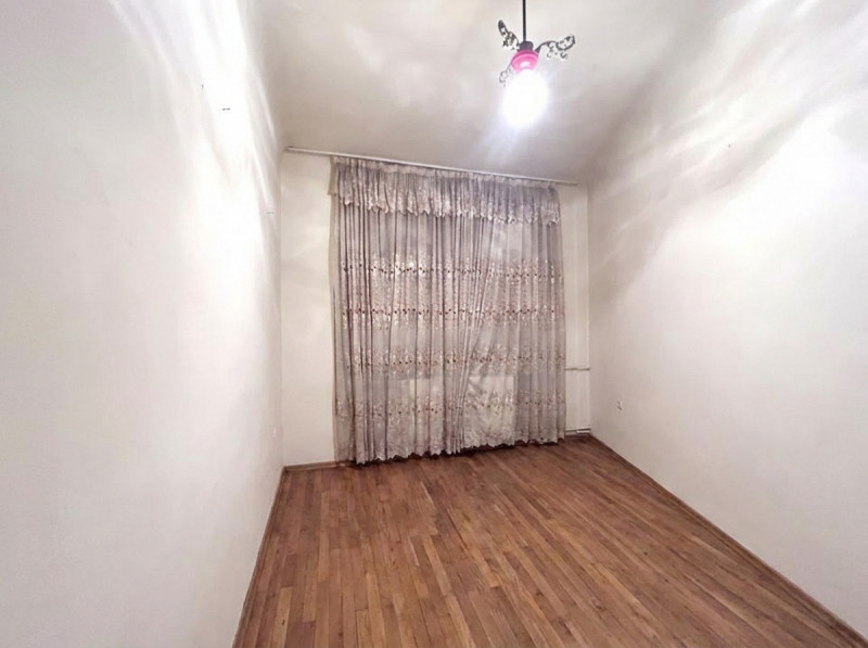 Apartament 5 camere Moșilor - Corbeni