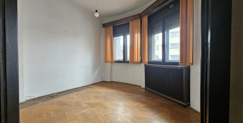 Un apartament plin de emoție in imobil istoric