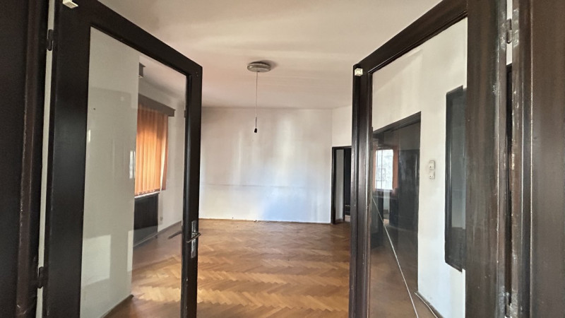 Un apartament plin de emoție in imobil istoric