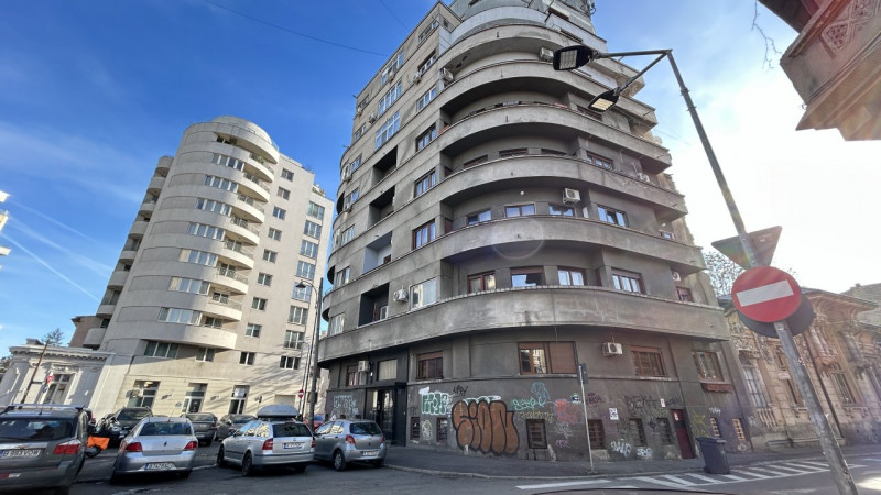 Un apartament plin de emoție in imobil istoric