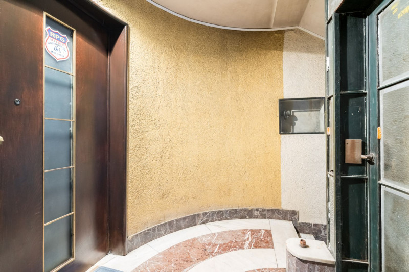 Imobil Art Deco de vanzare