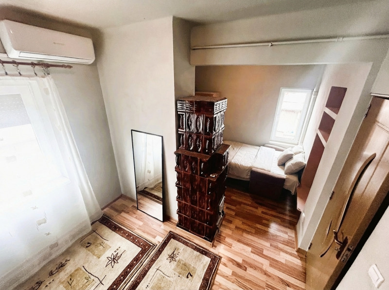 VAND MANSARDA CINEFILULUI