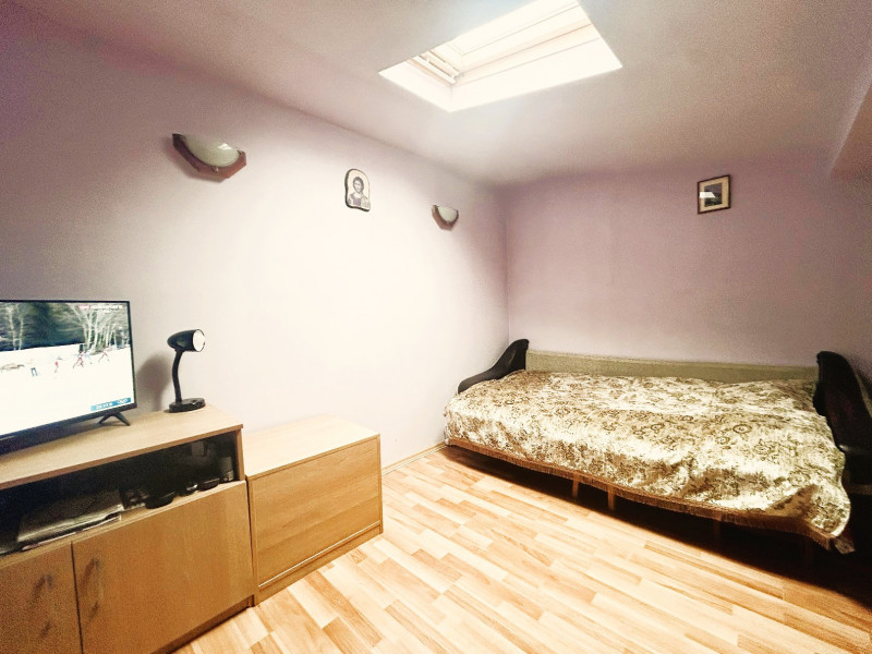 VAND MANSARDA CINEFILULUI