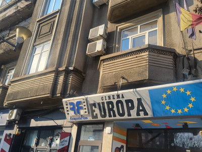 VAND MANSARDA CINEFILULUI