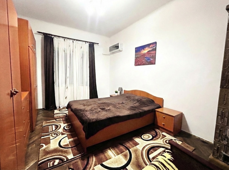 Apartament 5 camere Moșilor - Corbeni