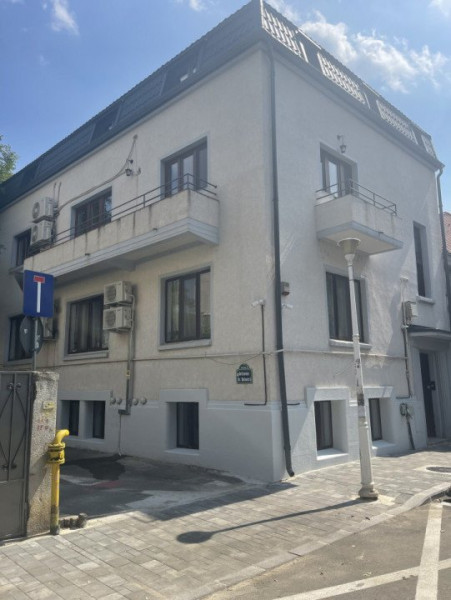 Apartament in Vila Spatiu Comercial / Birouri Piața Sfântul Ștefan 