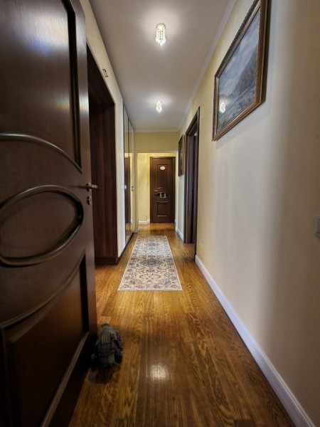 RARITATE // APARTAMENT 5 CAMERE UNIRII