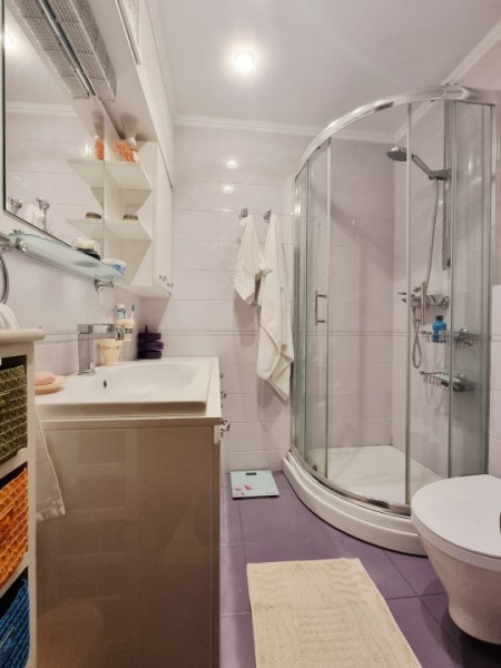 RARITATE // APARTAMENT 5 CAMERE UNIRII