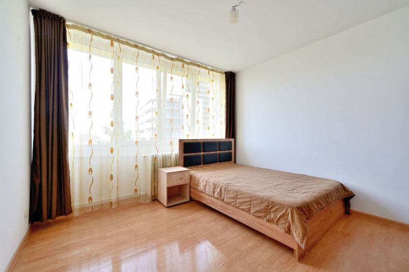 Vanzare apartament 2 camere Bd.Maresal Averescu nr.5, vedere spate