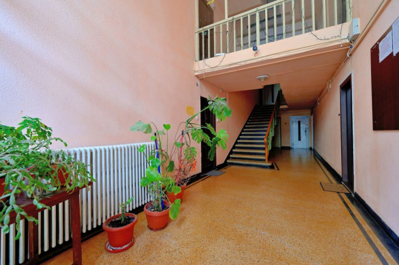 Vanzare apartament 2 camere Bd.Maresal Averescu nr.5, vedere spate