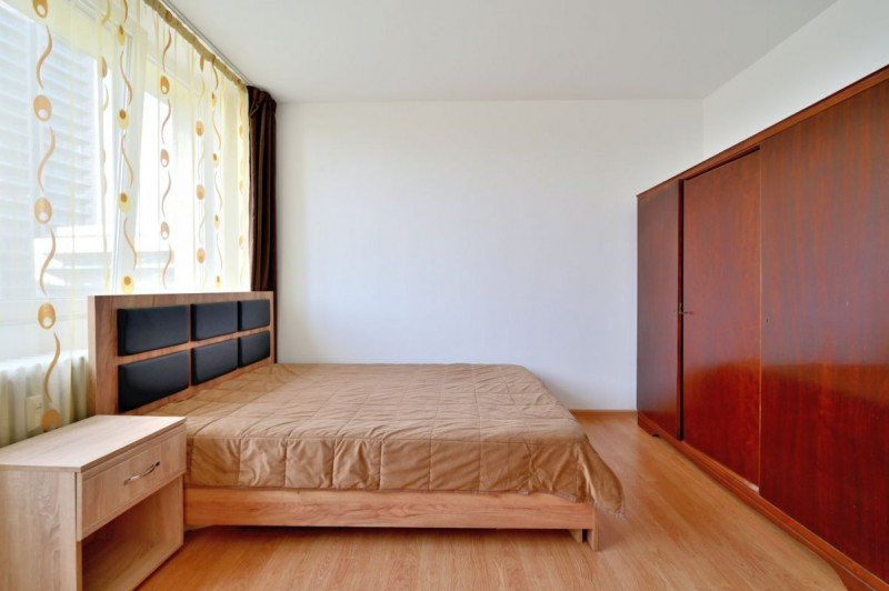 Vanzare apartament 2 camere Bd.Maresal Averescu nr.5, vedere spate