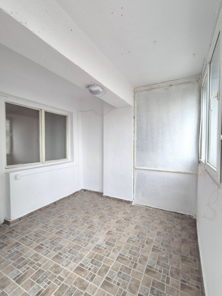 Apartament decomandat 2 camere, 60MP,  etaj 1, Calea Dorobanților!