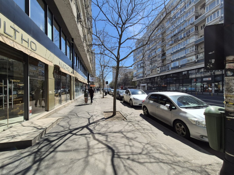 Apartament decomandat 2 camere, 60MP,  etaj 1, Calea Dorobanților!