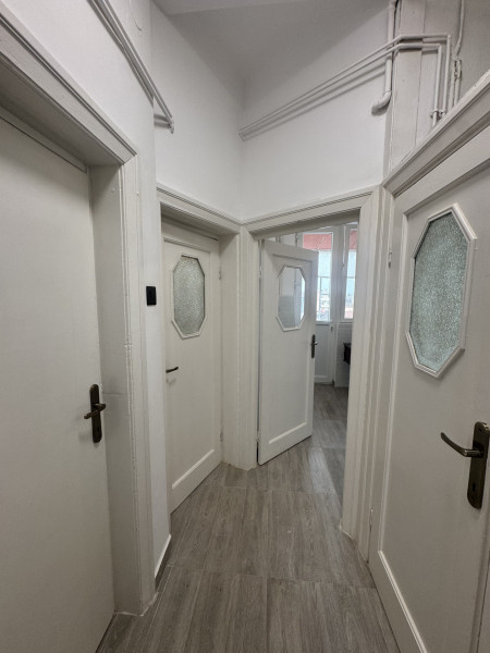 Bijuterie interbelică în centru