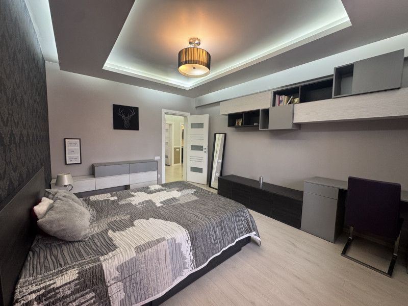 Apartament spațios și liniștit lângă Cismigiu