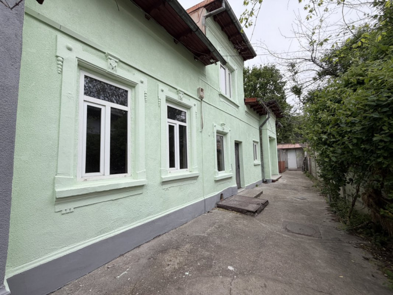 Grădină Botanica 306 mp teren 130 utili 6 camere 8 min metrou supraînălțare 