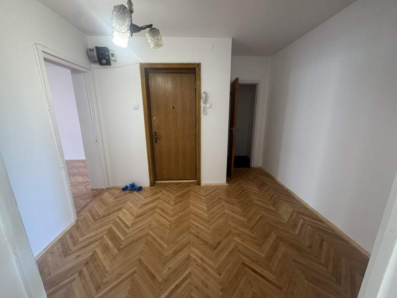 Apartament rar la vanzare